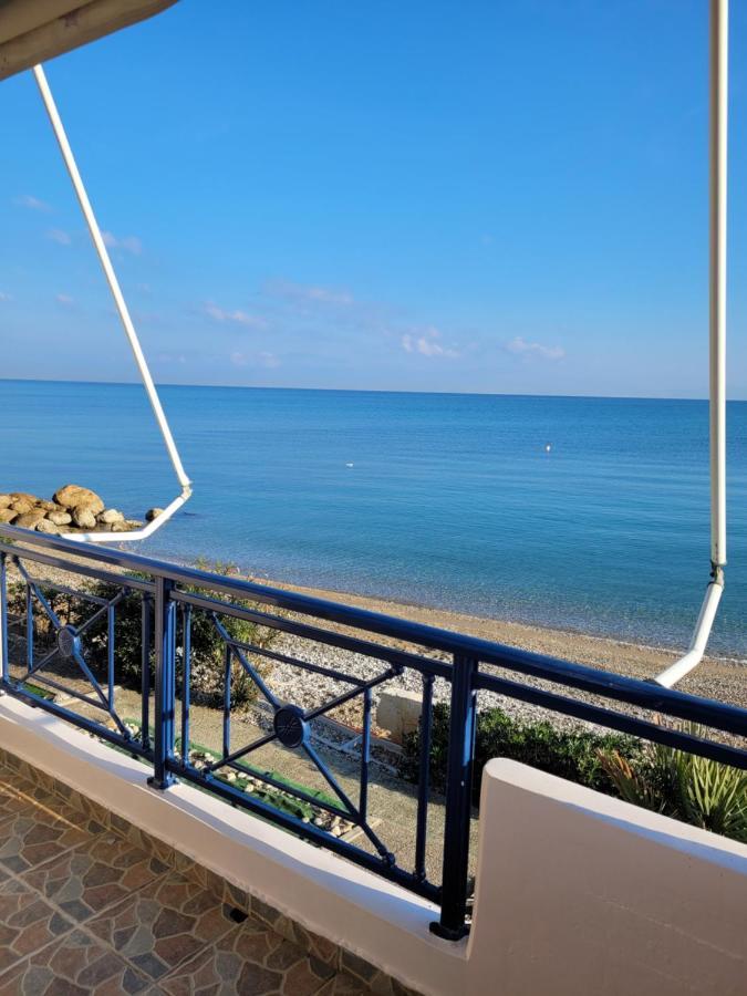Korinthian Sea View Apartment Nerantza Luaran gambar