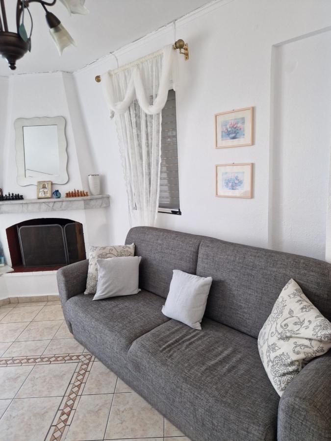 Korinthian Sea View Apartment Nerantza Luaran gambar
